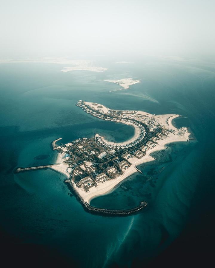 מלון אבו דאבי Nurai Island, Saadiyat מראה חיצוני תמונה Aerial view of the island